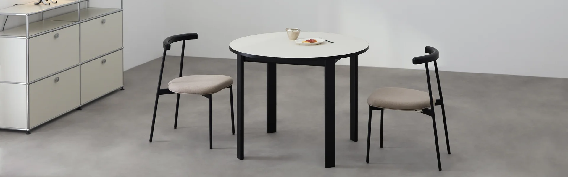 플로 식탁 출시 이벤트